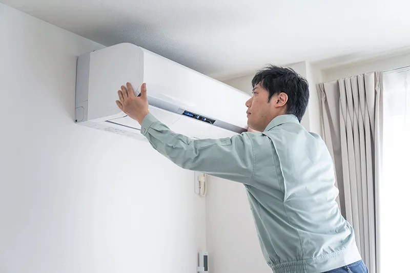 家庭用のエアコンを徹底的に清掃